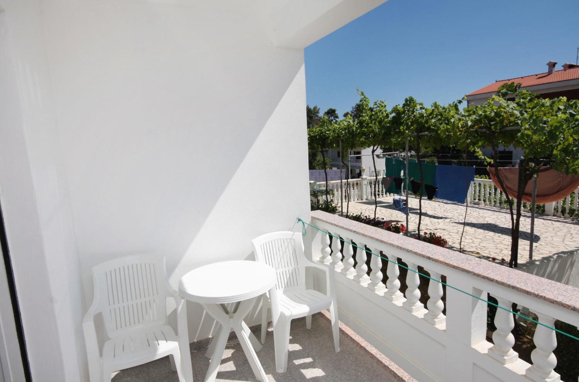 Apartments And Rooms With Parking Space Palit, Rab - 5061 Zewnętrze zdjęcie