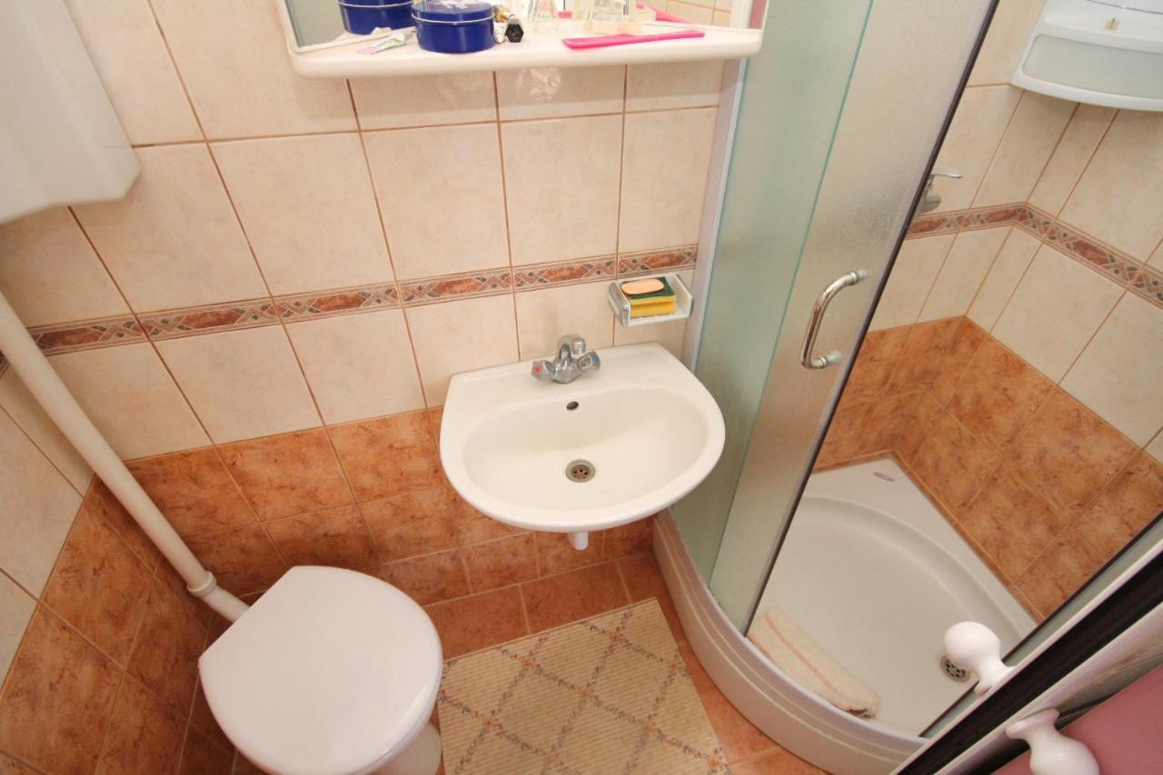 Apartments And Rooms With Parking Space Palit, Rab - 5061 Zewnętrze zdjęcie